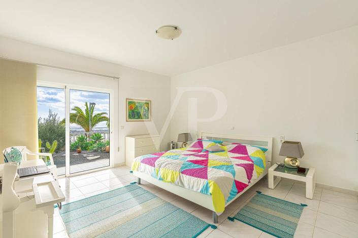 Image No.41-3 Bed House for sale