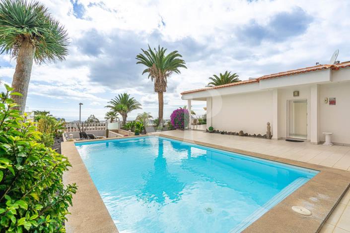 Image No.49-3 Bed House for sale