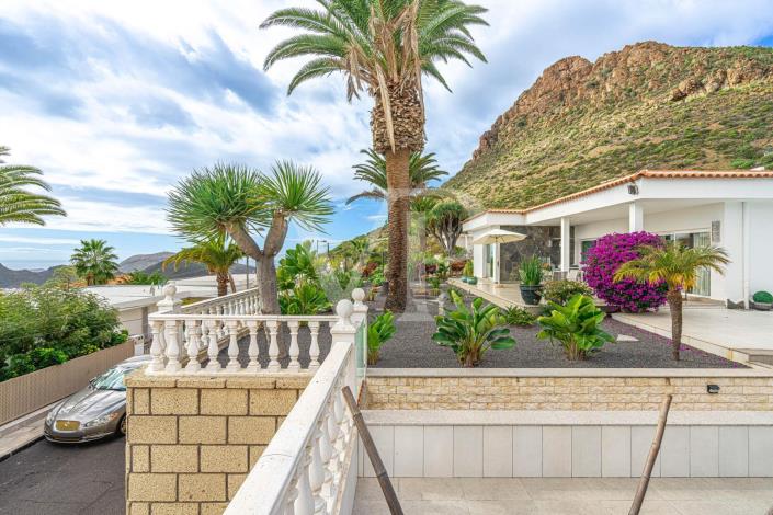 Image No.56-3 Bed House for sale