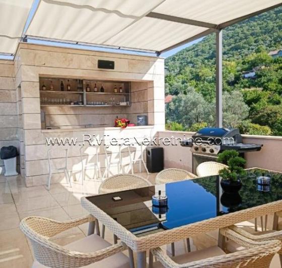 Image No.2-Appartement de 1 chambre à vendre à Tivat