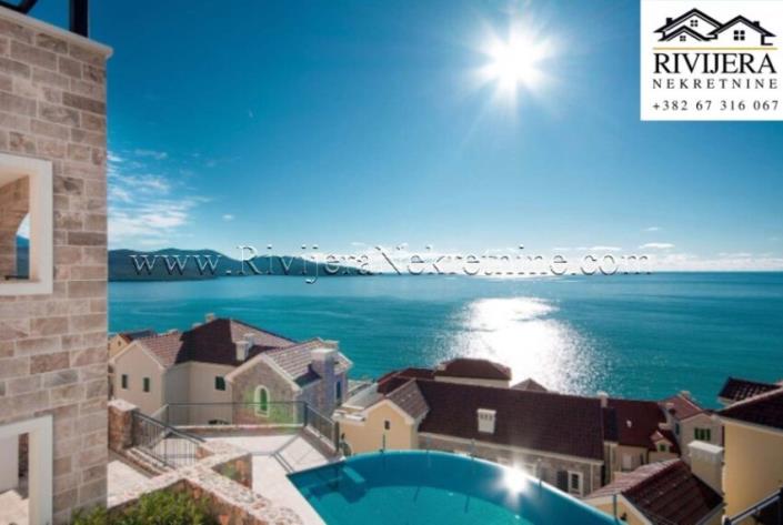 Image No.2-Appartement de 2 chambres à vendre à Herceg Novi