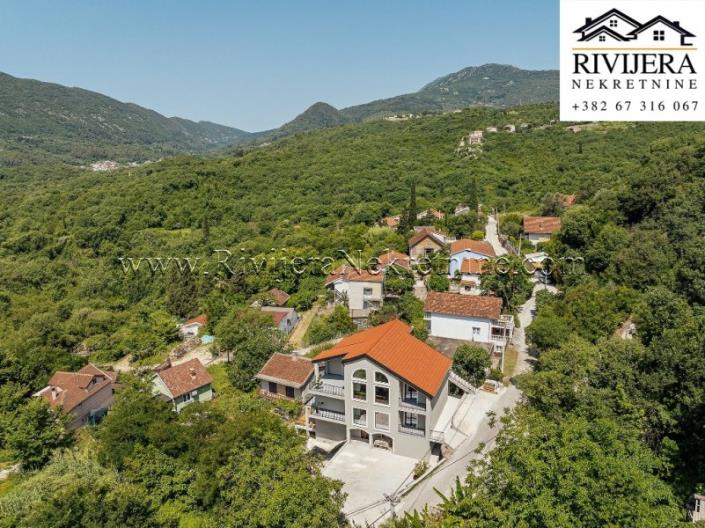 Image No.5-Appartement de 2 chambres à vendre à Herceg Novi