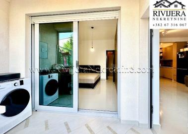 prodaja_prodaza_Sale_rivijera_nekretnine_ads_Ad_oglasi_Kotor_Dobrota_real_Estate_-5-800x570