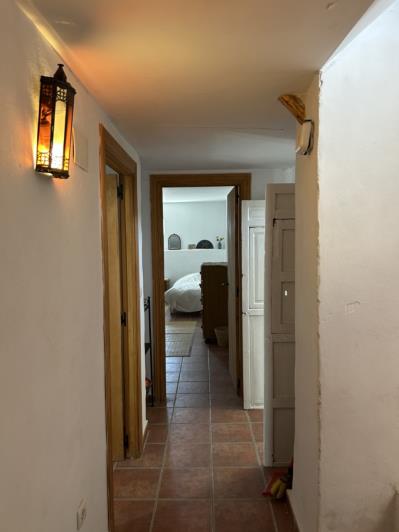 Image No.8-5 Bed Townhouse for sale