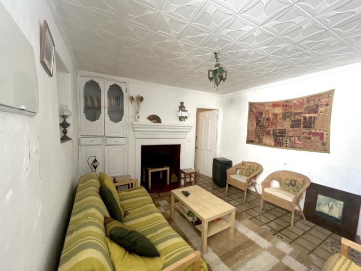 Image No.36-5 Bed Townhouse for sale