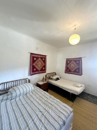 Image No.39-5 Bed Townhouse for sale