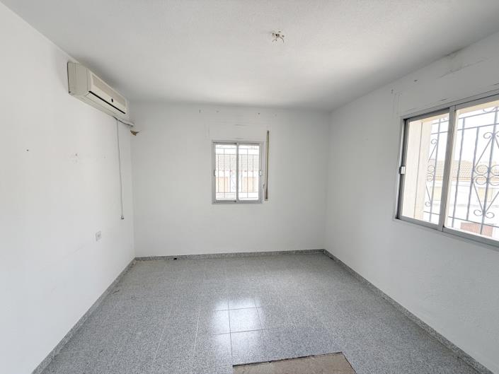 Image No.20-3 Bed Village House for sale