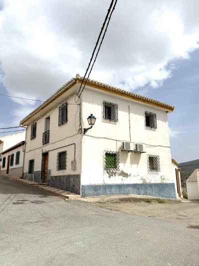 Image No.30-3 Bed Village House for sale