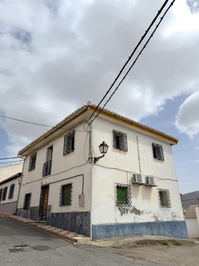 Image No.31-3 Bed Village House for sale