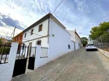1 - Granada, Village House