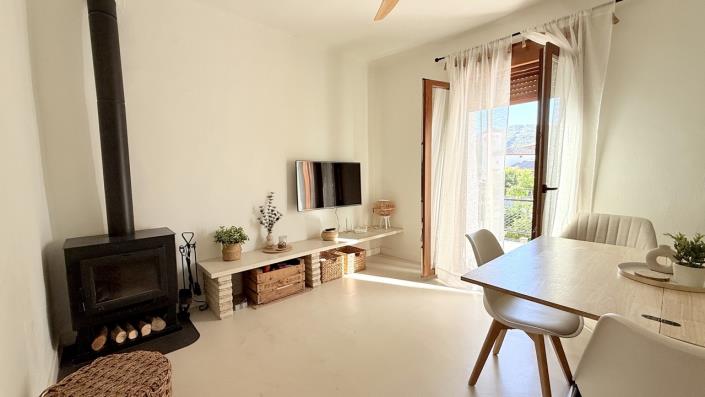 Image No.20-4 Bed Townhouse for sale