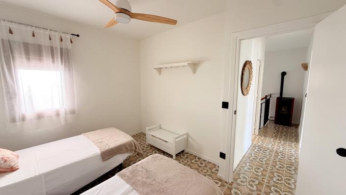 Image No.39-4 Bed Townhouse for sale