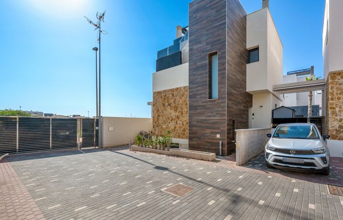 Image No.43-Villa de 4 chambres à vendre à Orihuela Costa