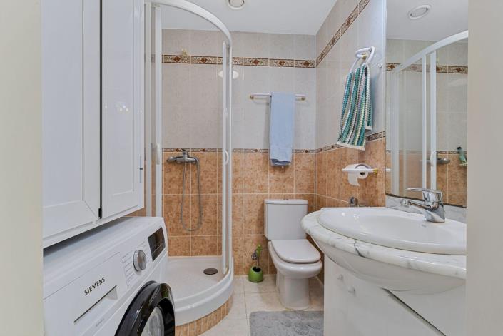 Image No.17-2 Bed Apartment for sale