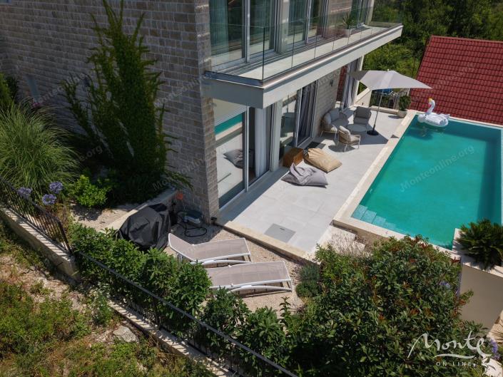 Image No.3-4 Bed Villa for sale