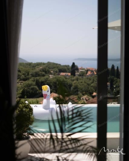 Image No.25-4 Bed Villa for sale