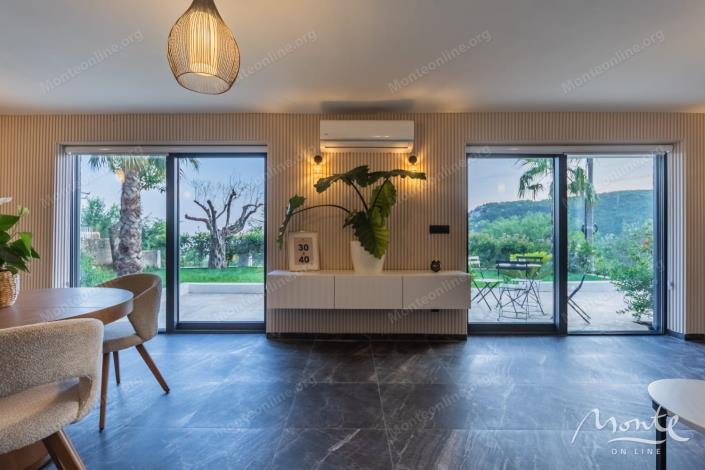 Image No.13-6 Bed Villa for sale