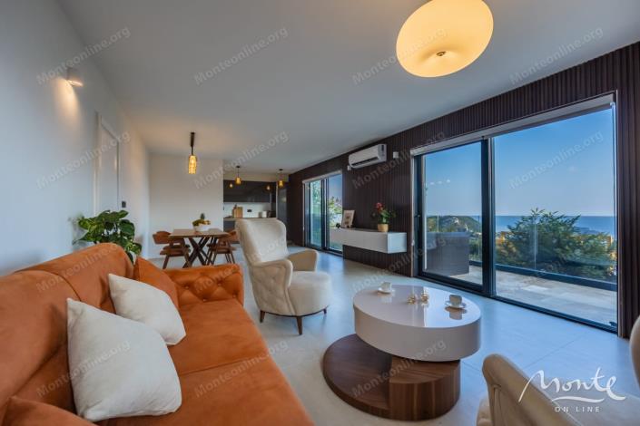 Image No.18-6 Bed Villa for sale