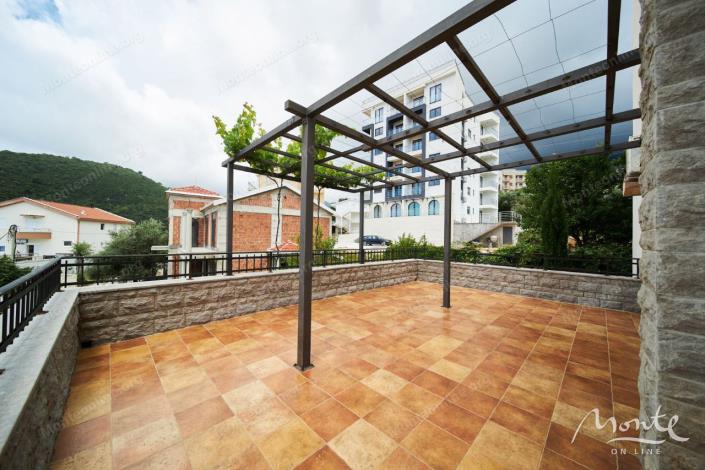 Image No.8-4 Bed Villa for sale