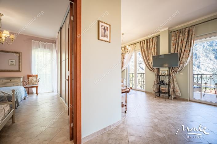 Image No.18-1 Bed Apartment for sale
