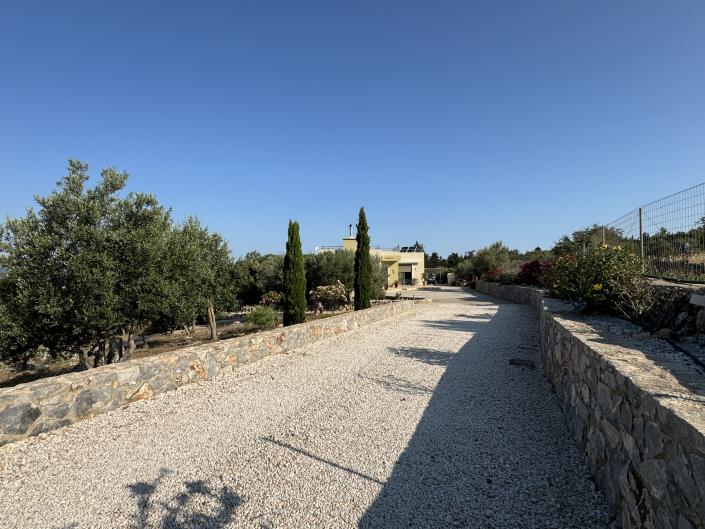Image No.17-2 Bed Villa for sale
