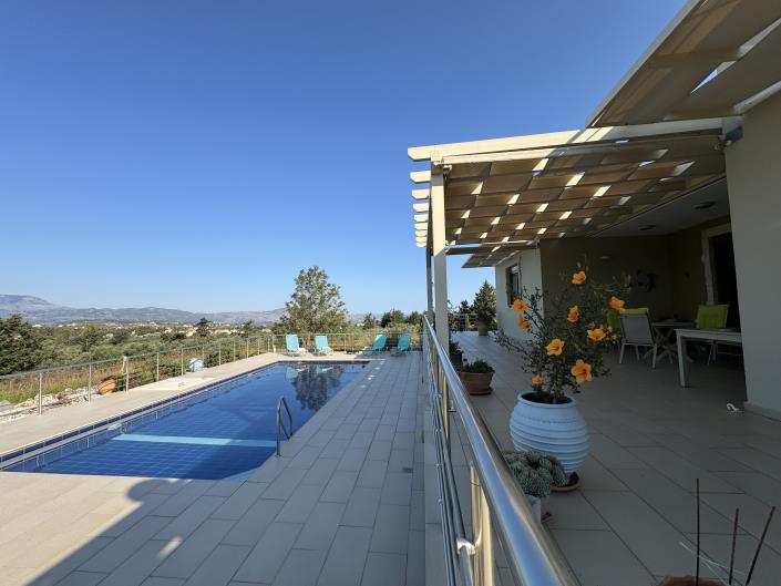Image No.3-2 Bed Villa for sale