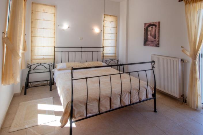 Image No.22-3 Bed Villa / Detached for sale
