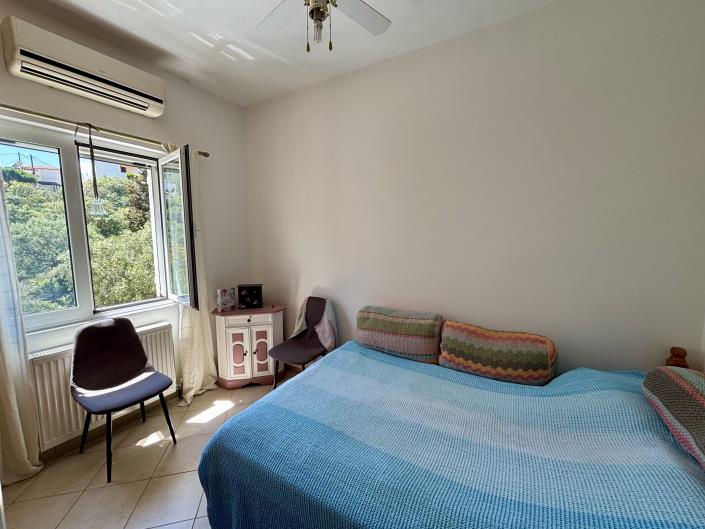 Image No.7-2 Bed Maisonette for sale