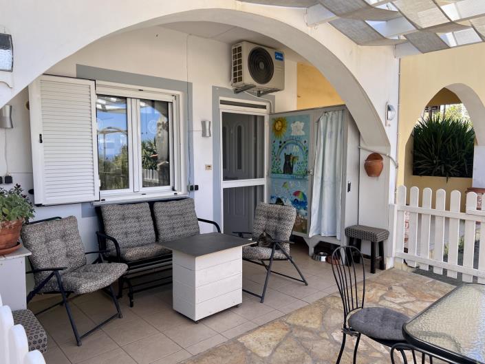 Image No.4-2 Bed Maisonette for sale