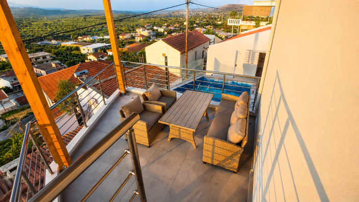 Image No.5-3 Bed Village House for sale