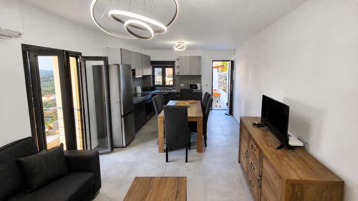 Image No.28-3 Bed Village House for sale