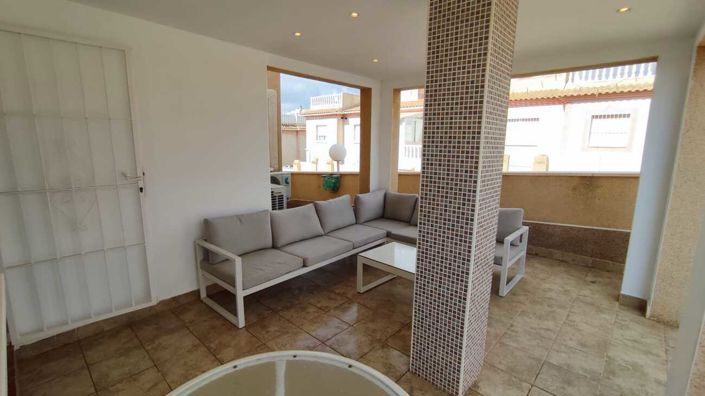Image No.10-2 Bed Villa for sale