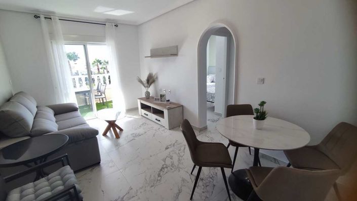 Image No.4-2 Bed Apartment for sale