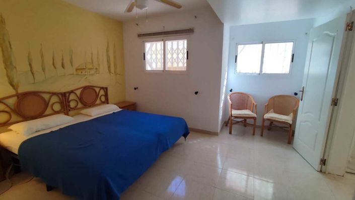 Image No.4-4 Bed Villa for sale
