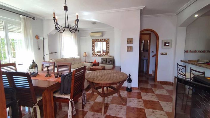 Image No.14-2 Bed Villa for sale