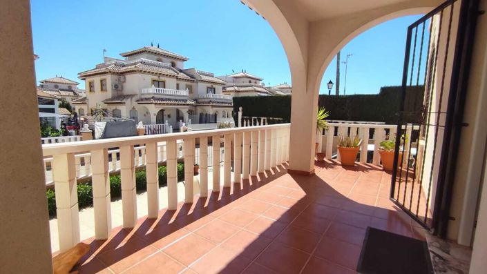 Image No.15-2 Bed Villa for sale