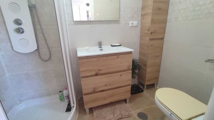 Image No.16-2 Bed Apartment for sale