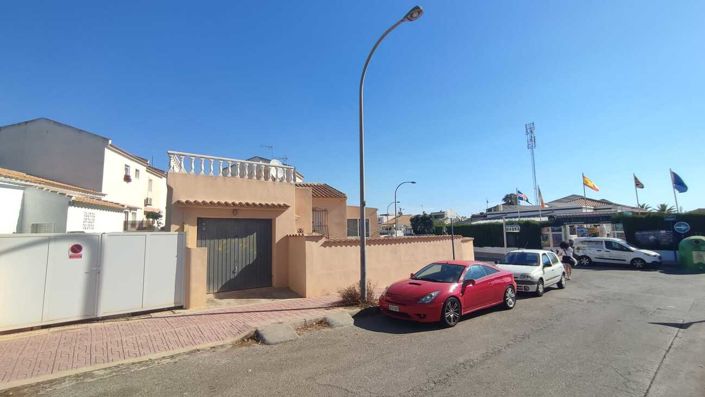 Image No.8-2 Bed Villa for sale