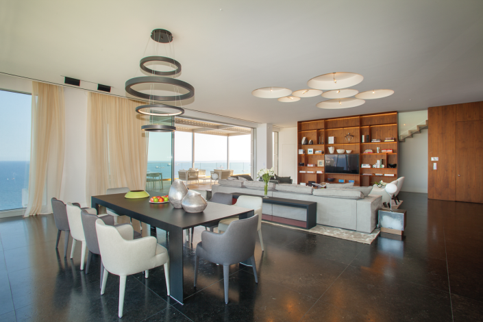 Image No.15-5 Bed Apartment for sale