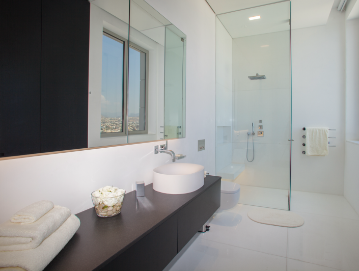 Image No.27-5 Bed Apartment for sale