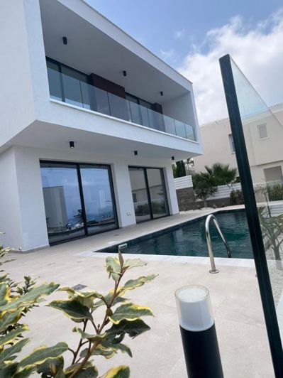 Image No.14-3 Bed Villa for sale