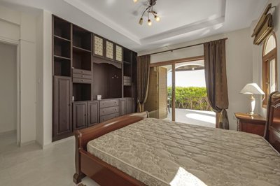 Detached Villa For Sale  in  Peyia
