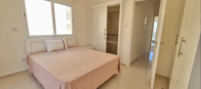 Image No.14-2 Bed Townhouse for sale