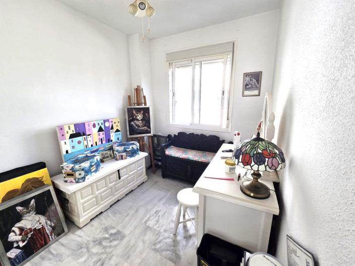 Image No.10-3 Bed Apartment for sale
