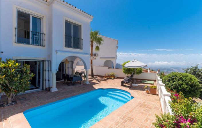 Image No.3-3 Bed Townhouse for sale