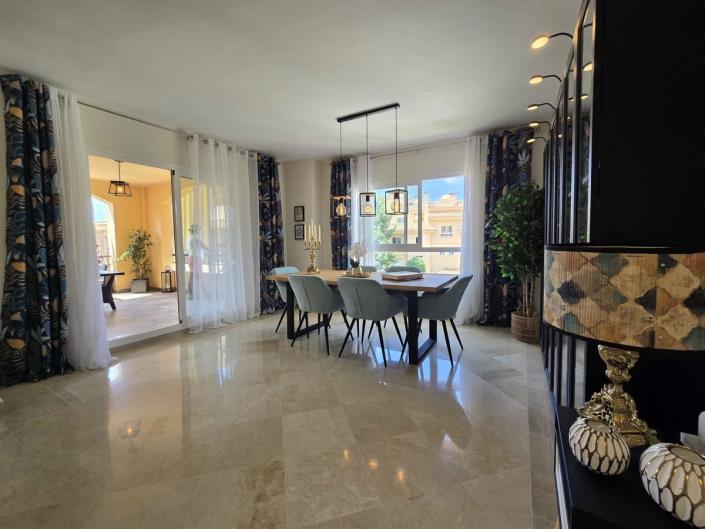 Image No.3-3 Bed Apartment for sale