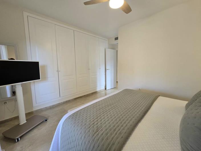 Image No.14-3 Bed Apartment for sale
