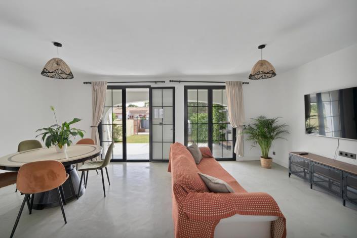 Image No.5-3 Bed Townhouse for sale