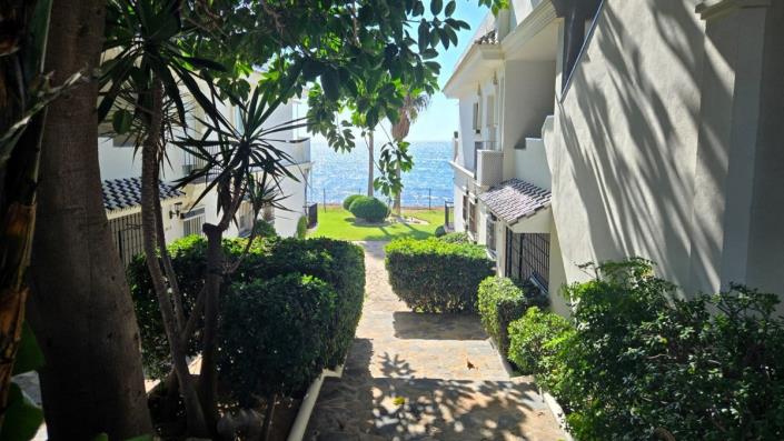 Image No.12-2 Bed Apartment for sale