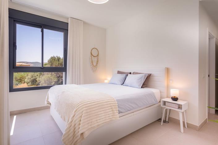 Image No.10-3 Bed Apartment for sale